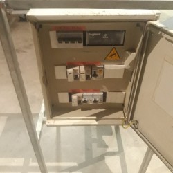 A32T02 32T / 3x32M + 3x16A + ARMARIO RELE