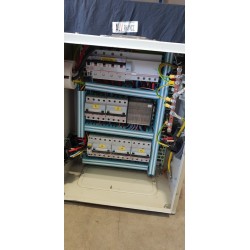 A125T03 CABINET 125T / 5 x 32T