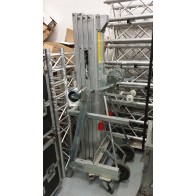 LMC 600  PIED A TREUIL ALP LIFT