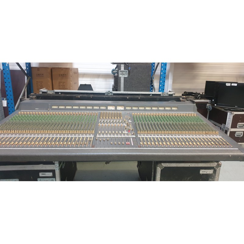 CONSOLA ANALÓGICA PM4000 YAMAHA CONSOLA ANALÓGICA PM4000 YAMAHA