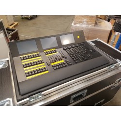 DOT 2  XL-F CONSOLE MA LIGHTING
