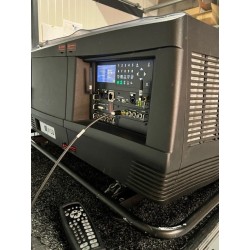 HDF W30 FLEX VIDEO PROJECTEUR BARCO 