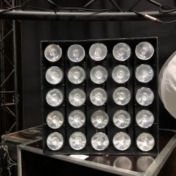 JARAG - Proyector EFECTO 25x75w PAR30 CROMOELECH