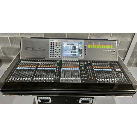 CL5 CONSOLE NUMERIQUE YAMAHA  ( sans RIO ) 