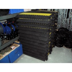 LOT OF  50  x 5-CHANNEL CABLE PASSAGE