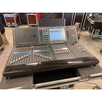 CL3 + RIO3224 D1 + RIO1608 D1   MIXER YAMAHA