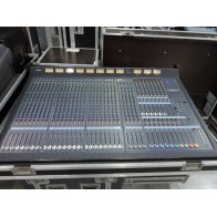 CONSOLA M2000 YAMAHA